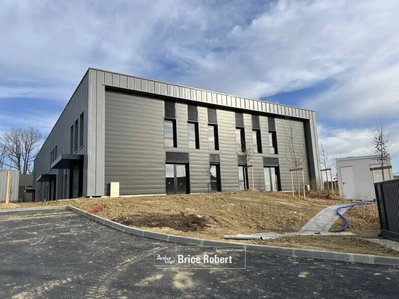 La Dombes, Mionnay à vendre - Photo du bâtiment - Image 2 de 3