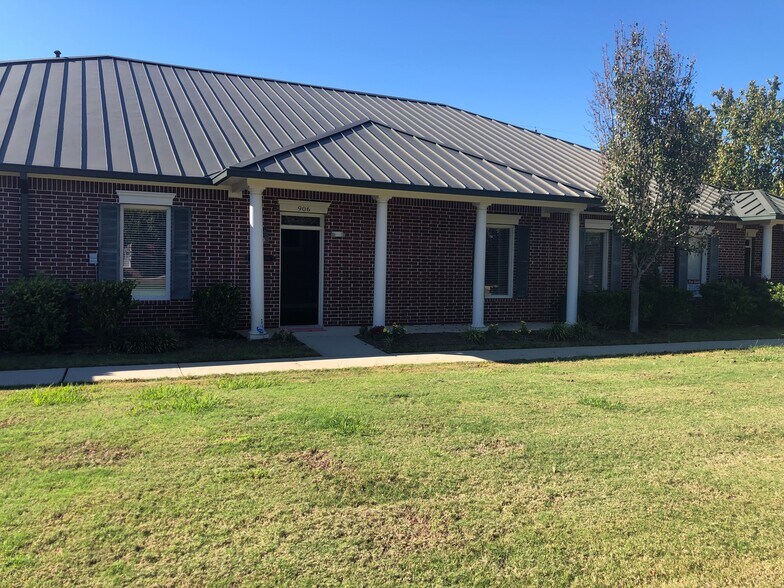 4501 Cartwright Rd, Missouri City, TX à louer - Photo du bâtiment - Image 1 de 12