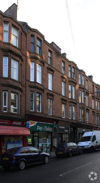 128 Queen Margaret Dr, Glasgow for lease - Primary Photo - Image 1 of 3