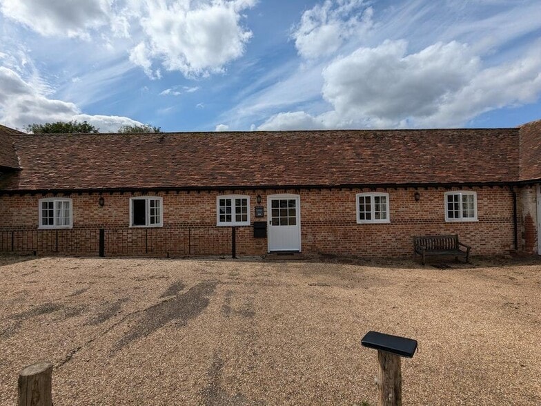 Seale, Seale for lease - Building Photo - Image 1 of 6