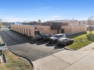 Plus de détails pour 150 Weldon Pky, Maryland Heights, MO - Bureau à vendre