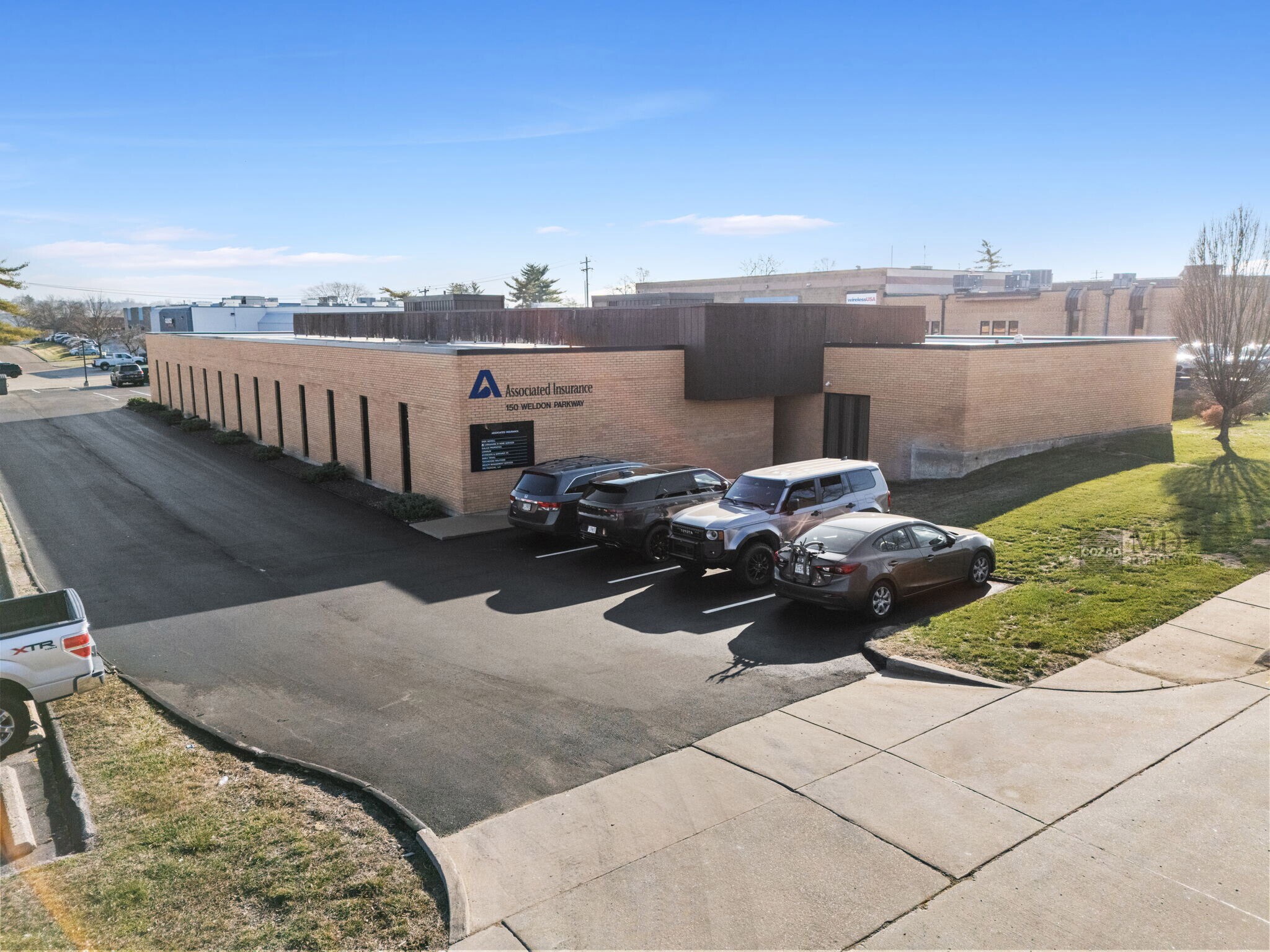 150 Weldon Pky, Maryland Heights, MO à vendre Photo principale- Image 1 de 4