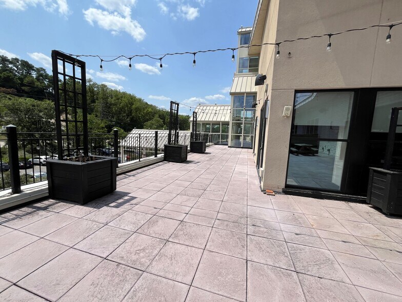 1500- Washington Rd, Pittsburgh, PA for lease - Building Photo - Image 2 of 20