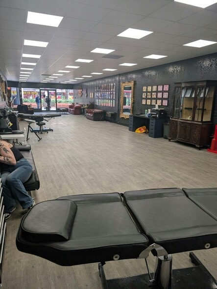 114-128 Crockhamwell Rd, Reading à louer - Photo intérieure - Image 2 de 5