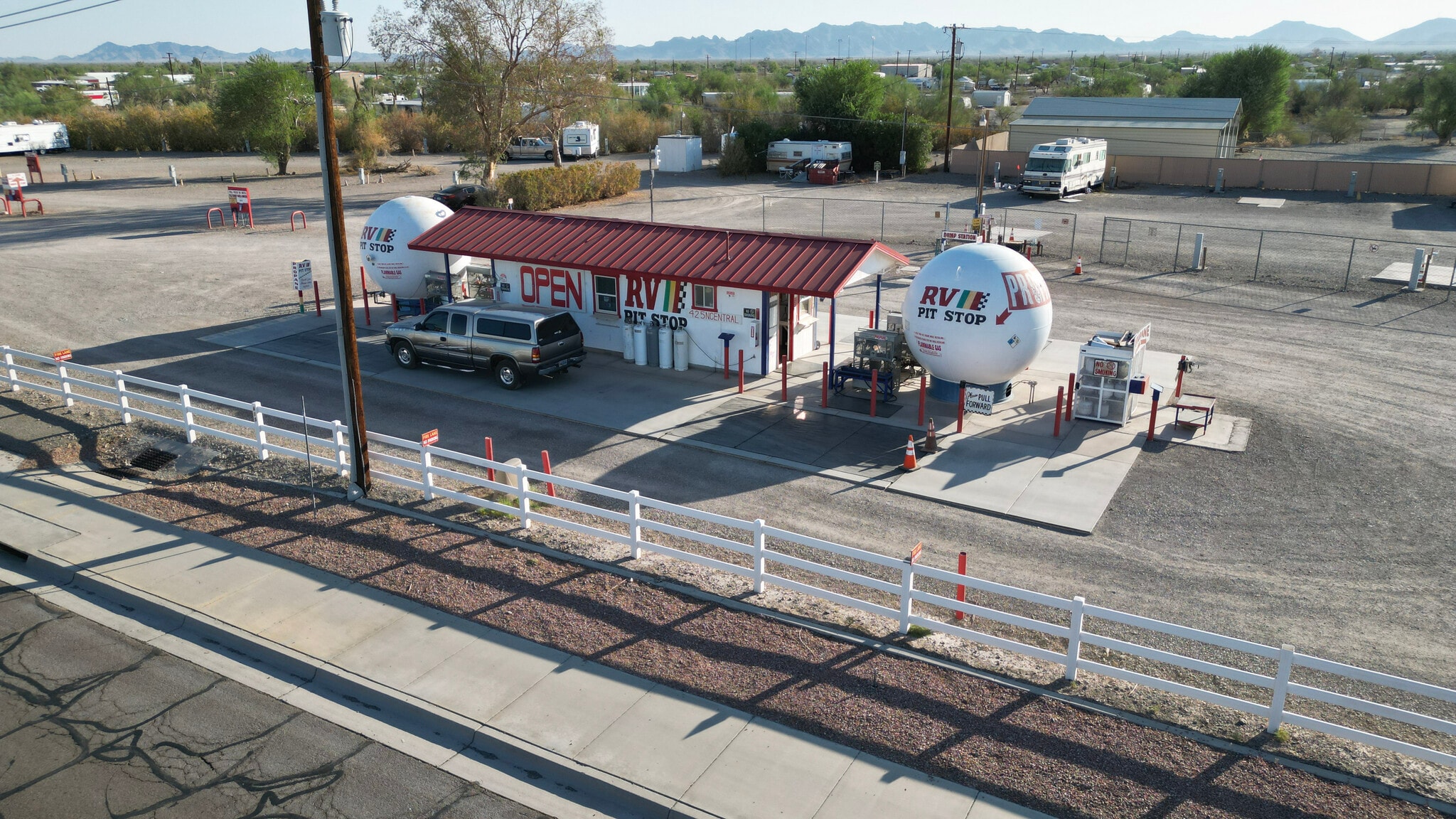 425 N Central Blvd, Quartzsite, AZ for sale Primary Photo- Image 1 of 48
