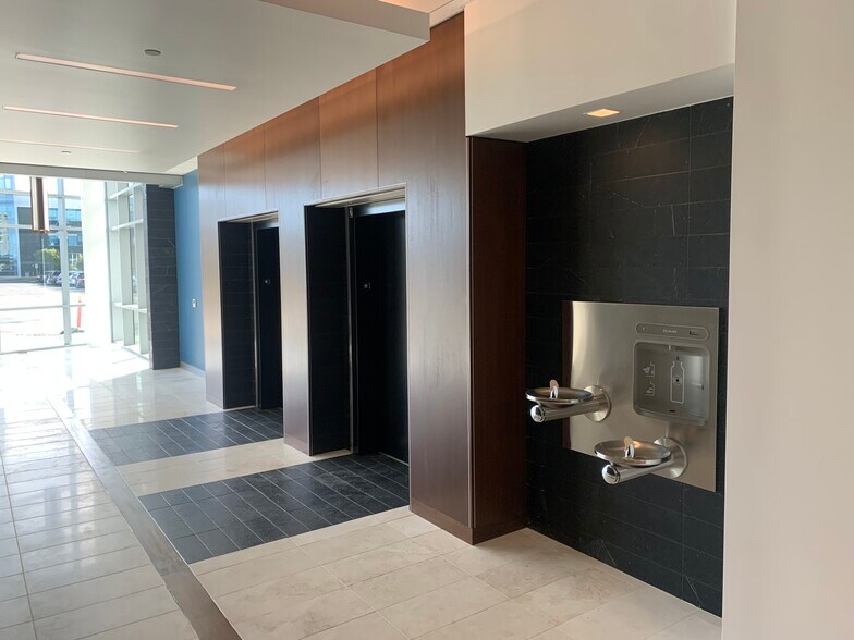 2127 W Citracado Pky, Escondido, CA à louer - Photo intérieure - Image 3 de 9