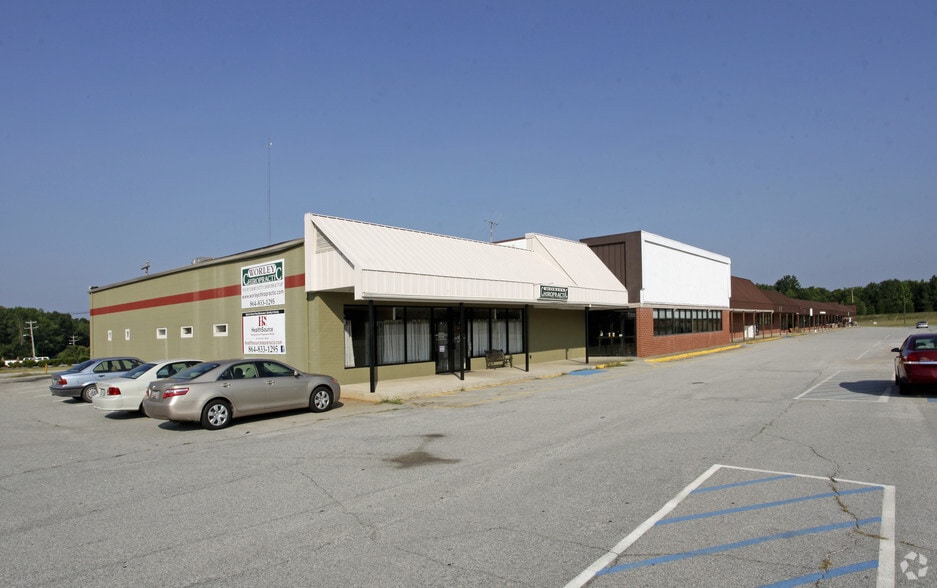 28024-28032 Us-76 Hwy, Clinton, SC for sale - Building Photo - Image 2 of 28