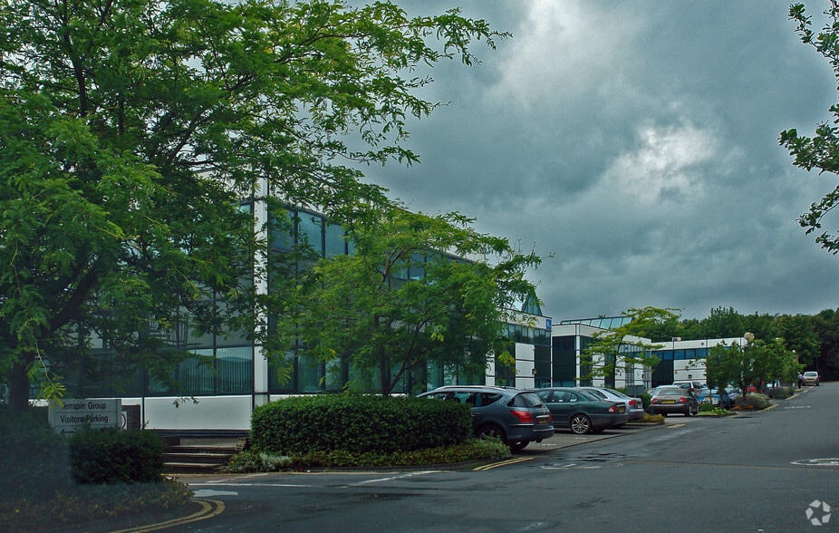 1-3 Bond Ave, Milton Keynes for lease - Building Photo - Image 2 of 3