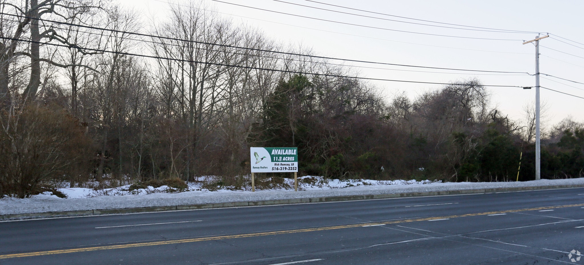 610 W Montauk Hwy, West Babylon, NY for sale Primary Photo- Image 1 of 6