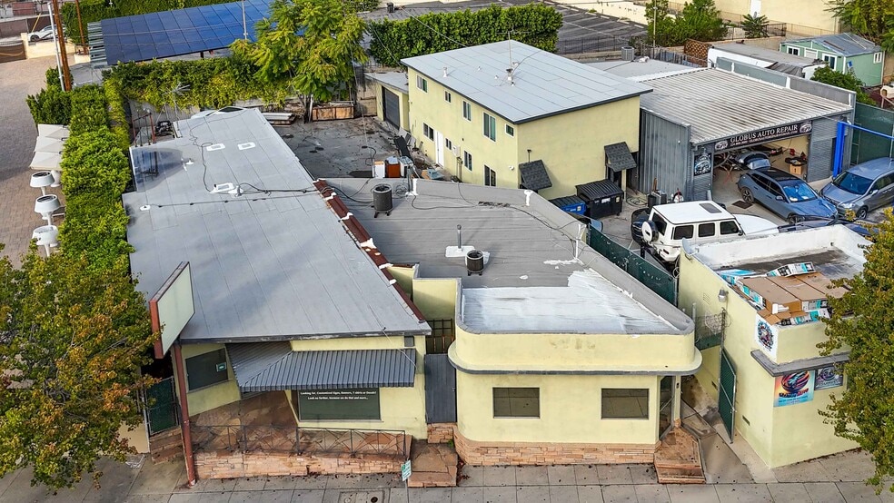 7161-7165 Foothill Blvd portfolio of 2 properties for sale on LoopNet.ca - Building Photo - Image 1 of 14