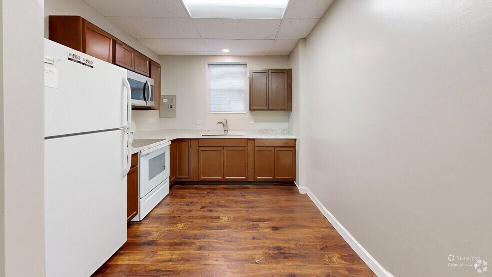 7225 Colerain Ave, Cincinnati, OH à louer - Numérisation 3D de Matterport - Image 2 de 20