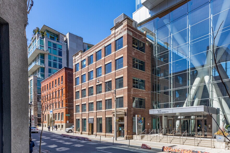 364 Richmond St W, Toronto, ON à vendre - Photo principale - Image 1 de 1