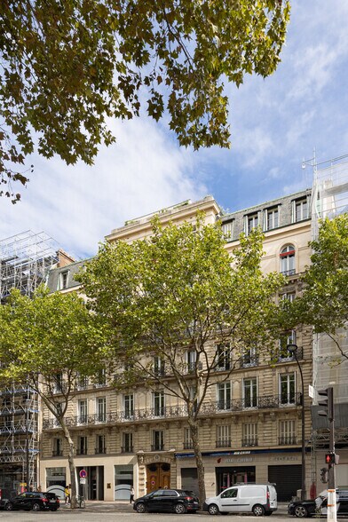 Bureau dans Paris à vendre - Photo du bâtiment - Image 2 de 10