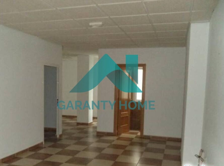 Office in Cáceres, Cáceres for lease Interior Photo- Image 1 of 1