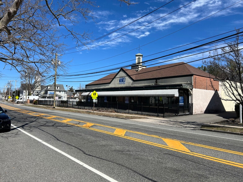 221 South St, Oyster Bay, NY for sale - Building Photo - Image 2 of 21