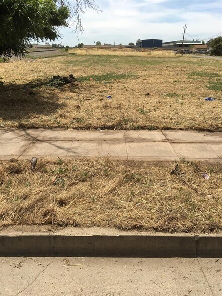1280 Hazelton Ave, Stockton, CA for sale - Primary Photo - Image 1 of 2