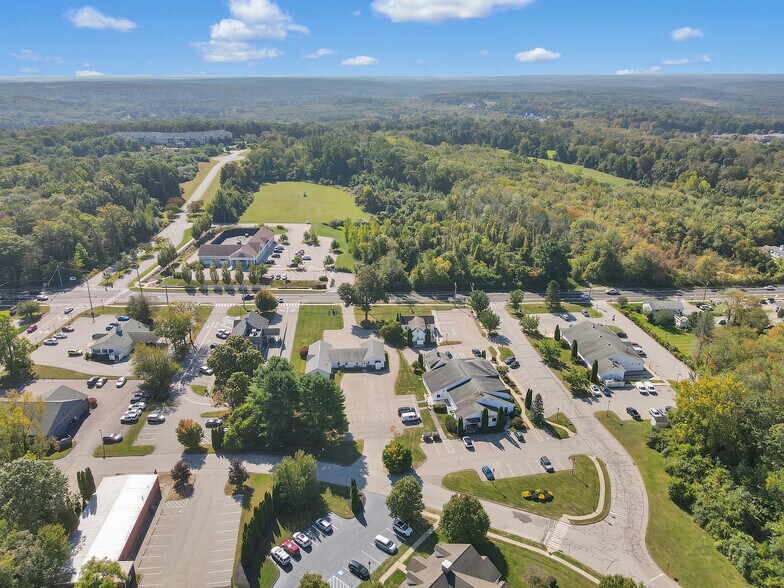 107 Main St, Hebron, CT à vendre - Photo du bâtiment - Image 3 de 43