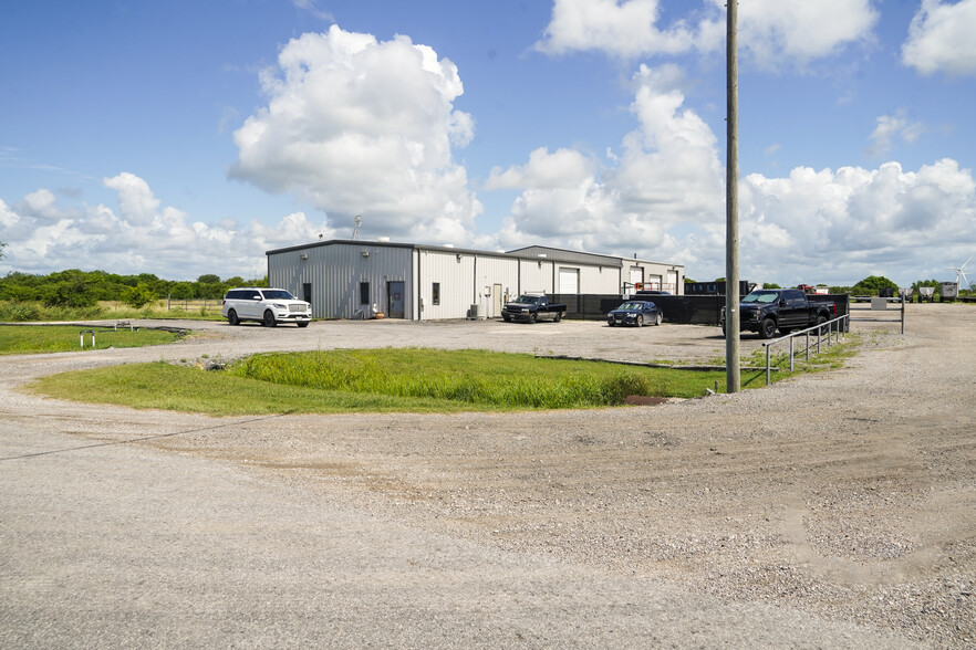 8808 County Road 1458, Taft, TX à louer - Photo principale - Image 1 de 11