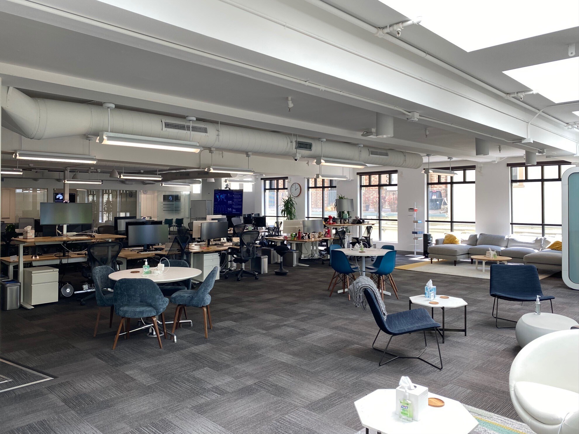 153 Castro St, Mountain View, CA for lease Building Photo- Image 1 of 18