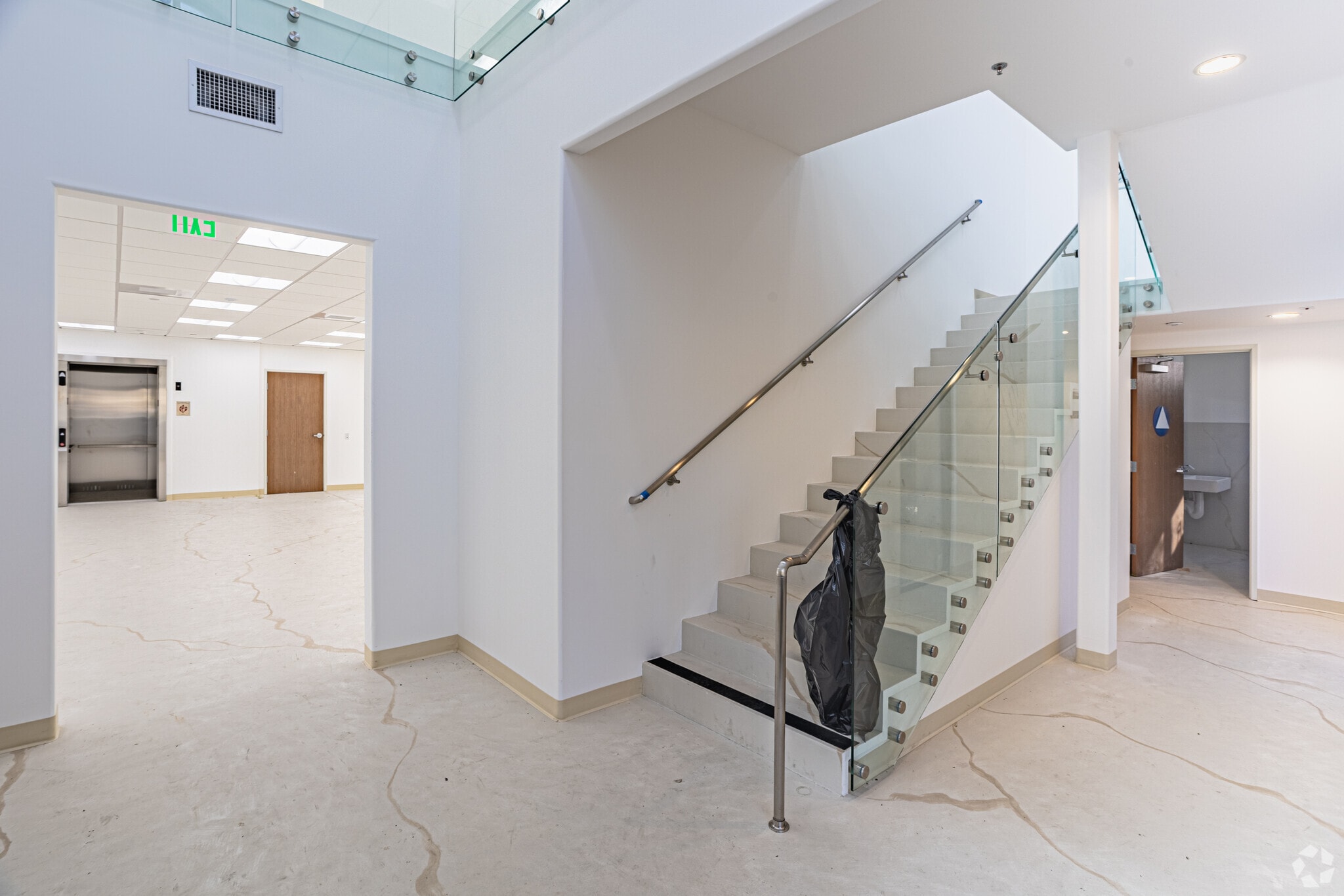 1175 Swallow Ln, Simi Valley, CA à louer Photo intérieure- Image 1 de 14