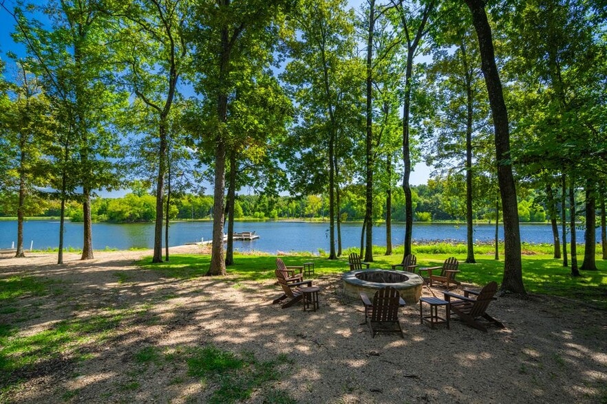 FM 1536, Dike, TX à vendre - Photo du bâtiment - Image 3 de 64