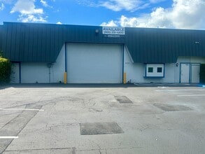 8080-8100 NW 33rd St, Doral, FL for lease Interior Photo- Image 1 of 12