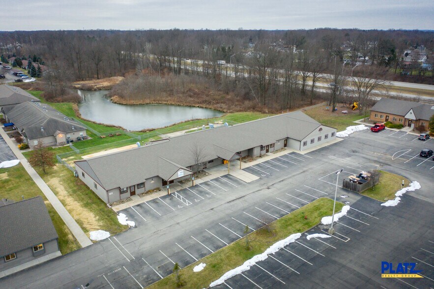 122 Westchester Dr, Youngstown, OH à vendre - Photo principale - Image 1 de 11