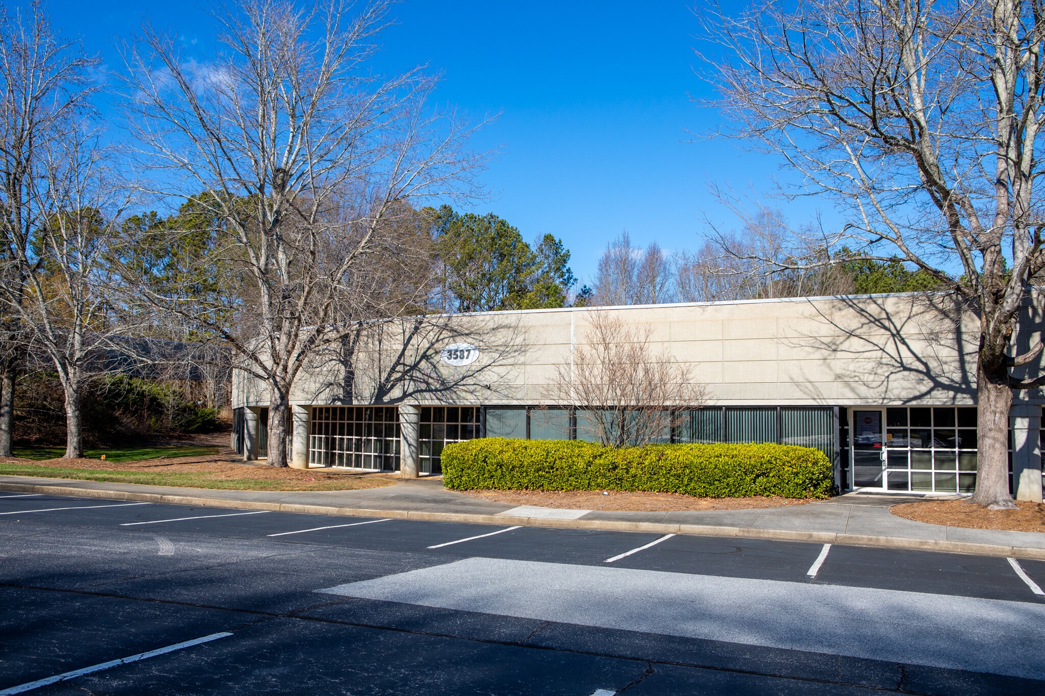 3587 Parkway Ln, Peachtree Corners, GA for lease Primary Photo- Image 1 of 39