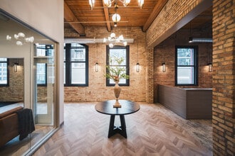 222 W Hubbard St, Chicago, IL à louer Photo intérieure- Image 2 de 17