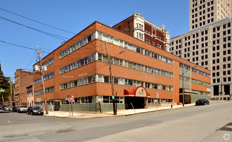 90 S Swan St, Albany, NY à vendre - Photo principale - Image 1 de 1