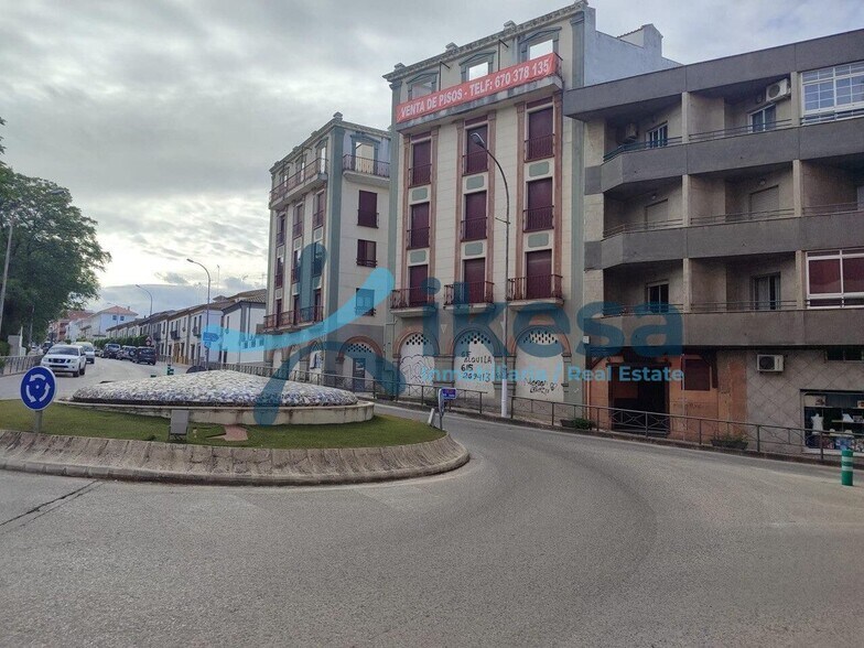 Retail in Torredonjimeno, Jaén for sale - Building Photo - Image 3 of 28