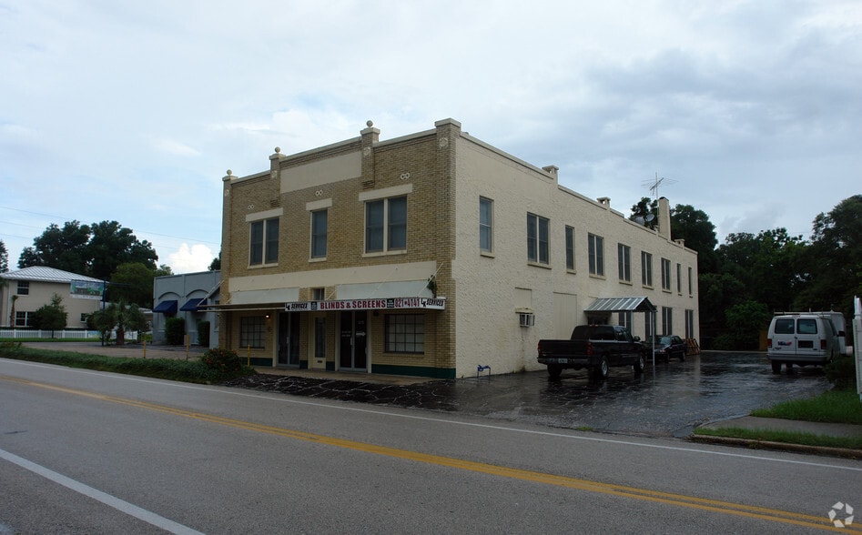 675 30th Ave N, Saint Petersburg, FL for sale - Building Photo - Image 1 of 10