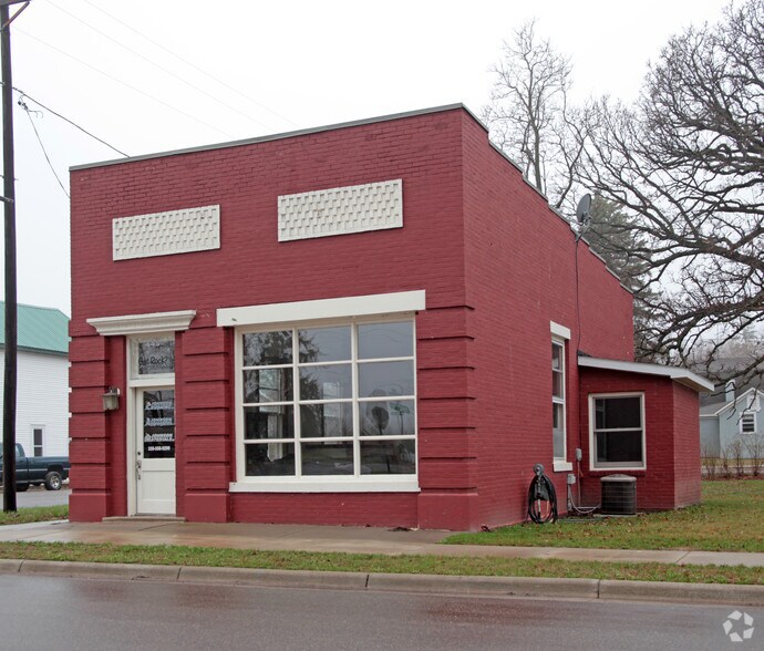 445 Main St, Clearwater, MN à vendre - Photo du bâtiment - Image 3 de 3