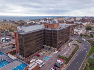 Plus de détails pour Middelburg Sq, Folkestone - Bureau à vendre