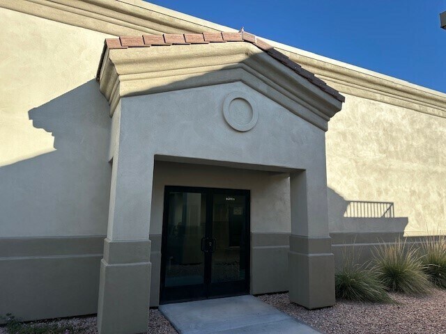 6410 S Kings Ranch Rd, Gold Canyon, AZ à louer - Photo du bâtiment - Image 1 de 3