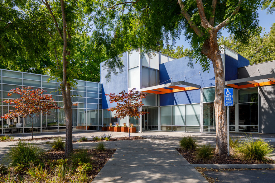 2484 Natomas Park Dr, Sacramento, CA for lease - Building Photo - Image 1 of 13