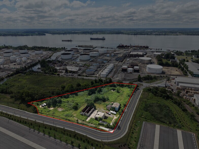 650 Penn St, Marcus Hook, PA à vendre - Photo du bâtiment - Image 2 de 2