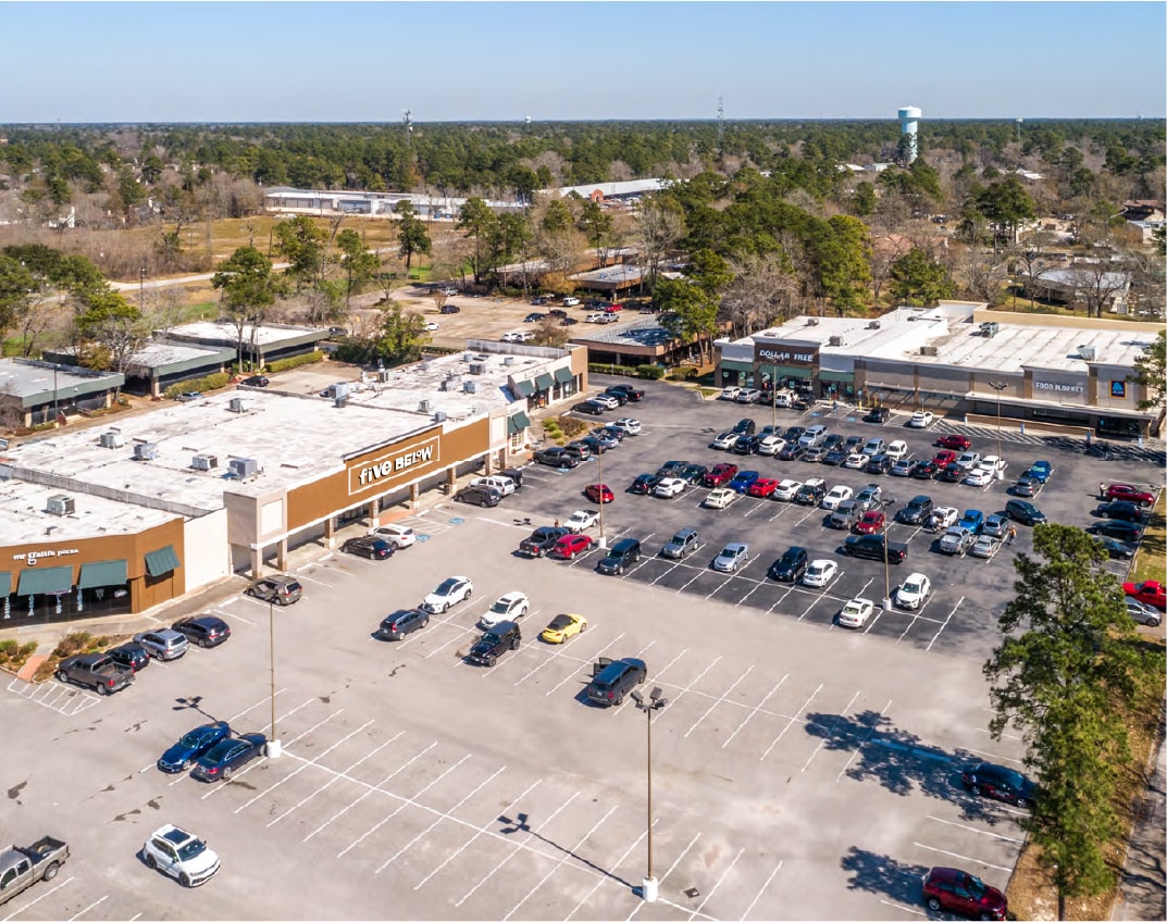 1113-1387 Kingwood Dr, Humble, TX for lease Primary Photo- Image 1 of 8