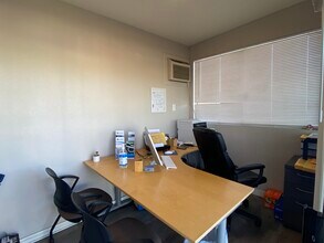 1828 W San Carlos St, San Jose, CA for sale Interior Photo- Image 1 of 4