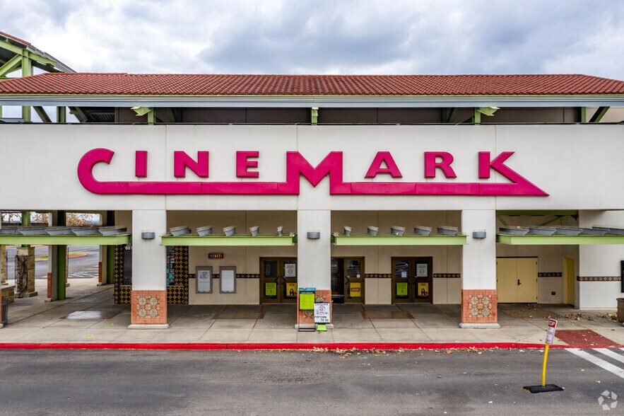 4100 S New Braunfels Ave, San Antonio, TX à louer - Photo du bâtiment - Image 2 de 30