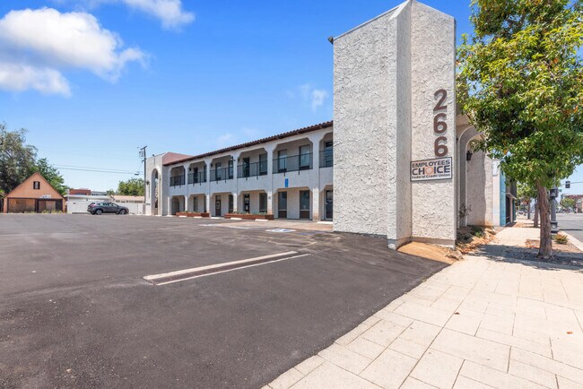 More details for 266 S Magnolia Ave, El Cajon, CA - Office for Lease