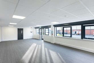 Lockwood Ct, Leeds à louer Photo intérieure- Image 2 de 2