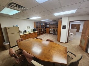 508 Campus St, Milton, WI for lease Interior Photo- Image 2 of 6