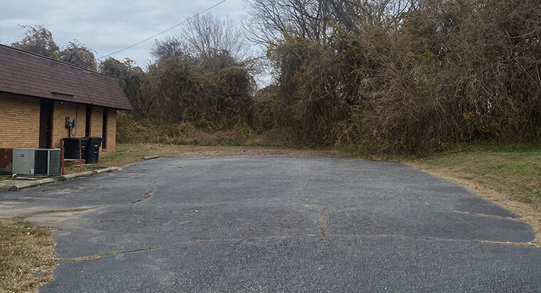 201 Hicksford Ave, Emporia, VA à vendre - Photo du bâtiment - Image 3 de 3