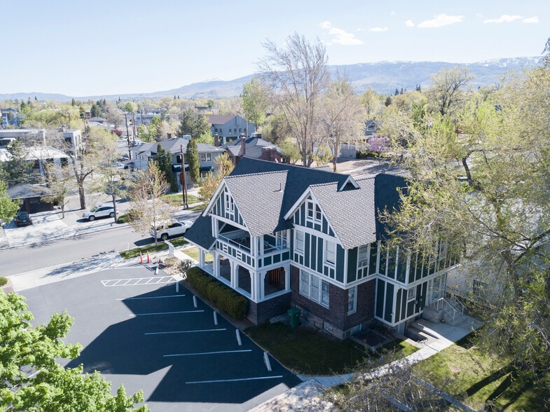 435 Court St, Reno, NV for lease - Primary Photo - Image 2 of 12