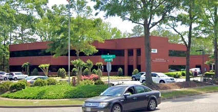 361 Southport Cir, Virginia Beach, VA for lease Building Photo- Image 1 of 8