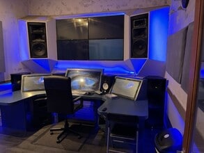 12028 Vose St, North Hollywood, CA for lease Interior Photo- Image 2 of 5