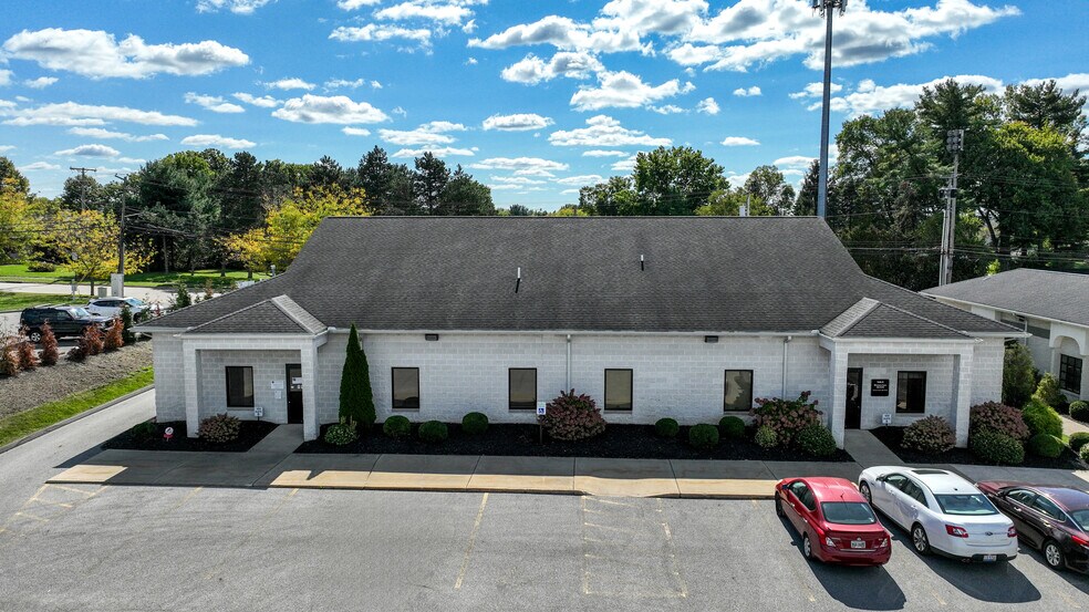 169 5th St SE, Barberton, OH à louer - Photo du bâtiment - Image 2 de 8