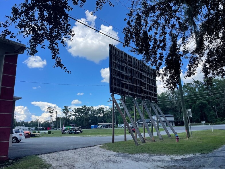 4450 S Pine Ave, Ocala, FL à vendre - Photo du bâtiment - Image 2 de 71