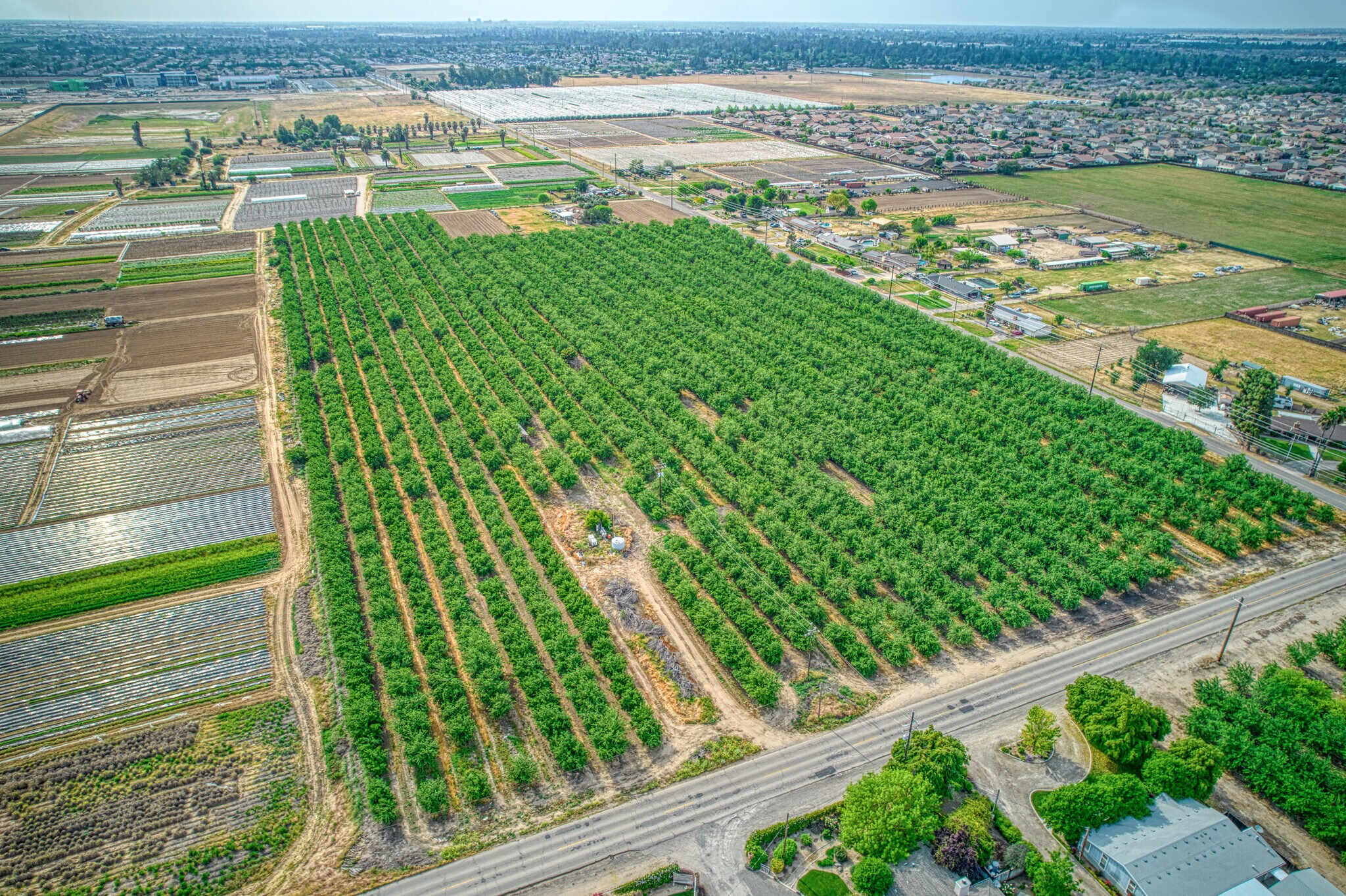 1581 S Temperance Ave, Fresno, CA à vendre Photo du bâtiment- Image 1 de 10